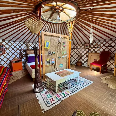 Luxussátor La Yourte Climatisee Du Jardin Cache
