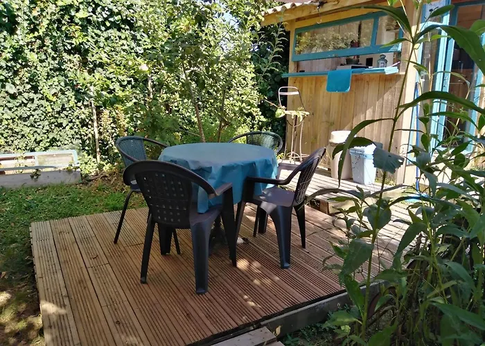 La Yourte Du Jardin Cache *